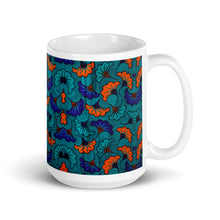 Load image into Gallery viewer, African Blue Fluer Mug
